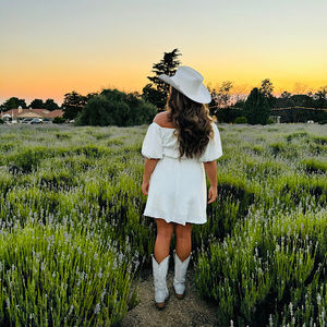 Meet your Posher, Marina